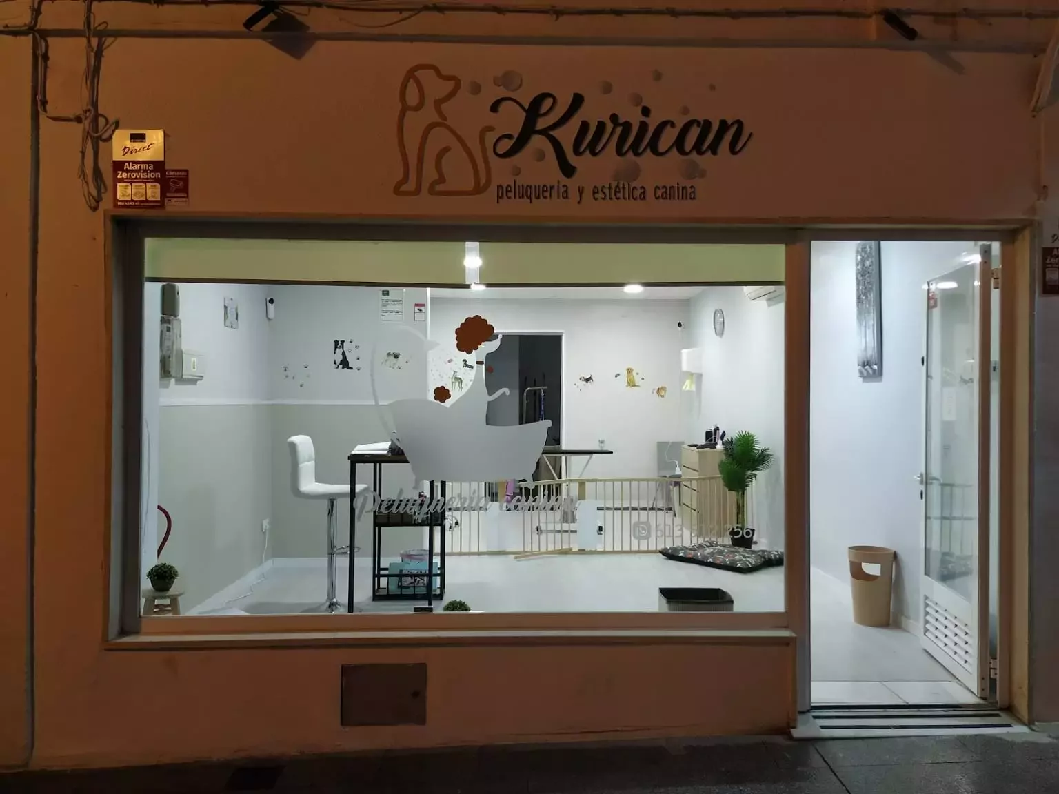 Peluquería y Estética Canina Kurican