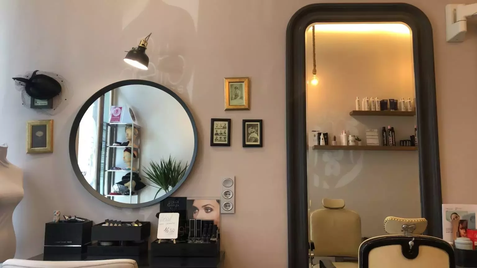 La Petite Estilistas Peluquería y Estética