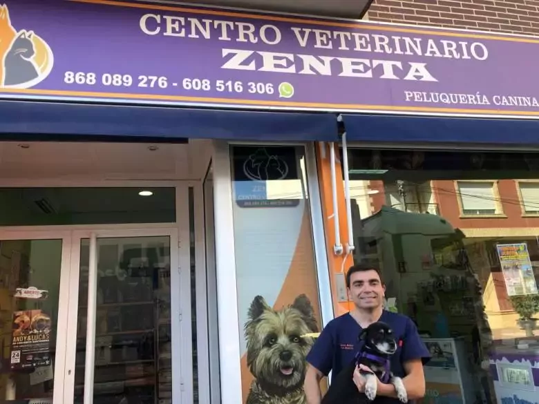 Centro Veterinario Zeneta Peluquería Canina y Felina